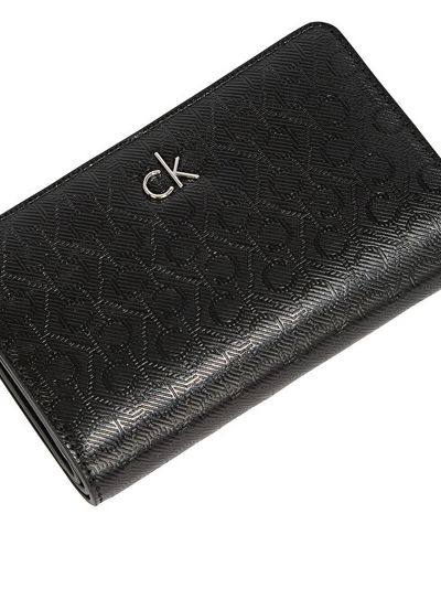 Kuletë për femra Calvin Klein, e zezë