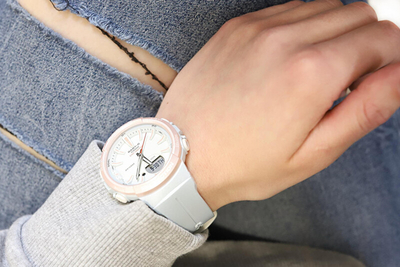 Orë dore Casio Baby-G Step Tracker BGS-100SC-7A