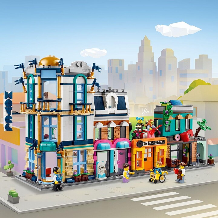 LEGO® Creator 31141 Main Street