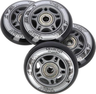 Goma për trotinet NILS Extreme 82A, PU 72x24mm, 4 copë + 8 kushineta (Abec-9 Krom), të zeza / hirta Goma për trotinet NILS Extreme 82A, PU 72x24mm, 4 copë + 8 kushineta (Abec-9 Krom), të zeza / hirta