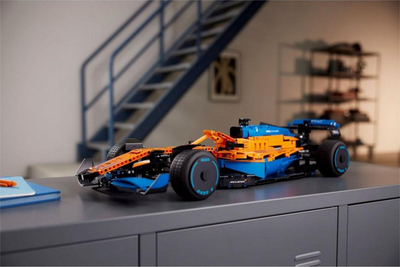 Set lodër LEGO Technic McLaren Formula 1 Race Car (42141)