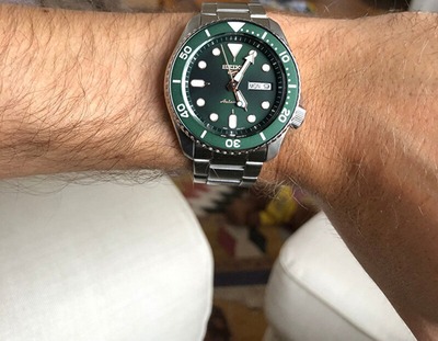 Orë dore Seiko 5 Sports Automatic hSI1832