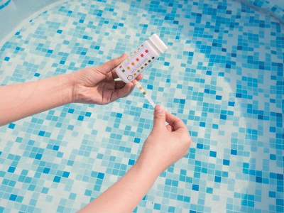 Testues për pishina Bestway 3në1 për PH, alkalinitet të ujit dhe klor, 50 copë