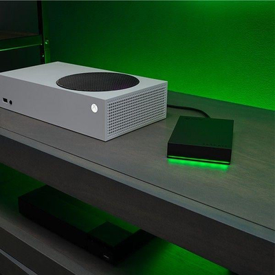 Disk i jashtëm për Xbox Seagate Game Drive, 4TB, USB 3.2 Gen 1, i zi