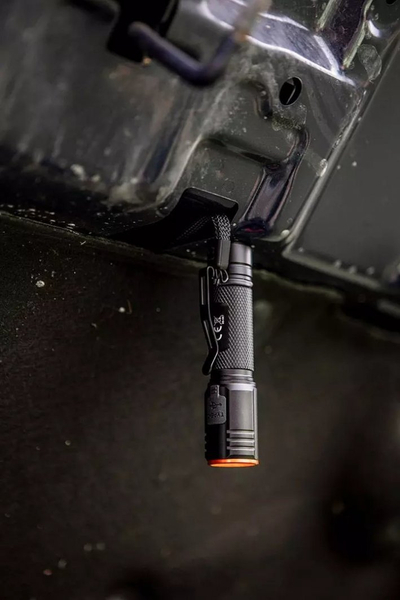 Elektrik dore i rikarikueshëm Neo Latarka (USB C, 2000 lm, CHN LED)