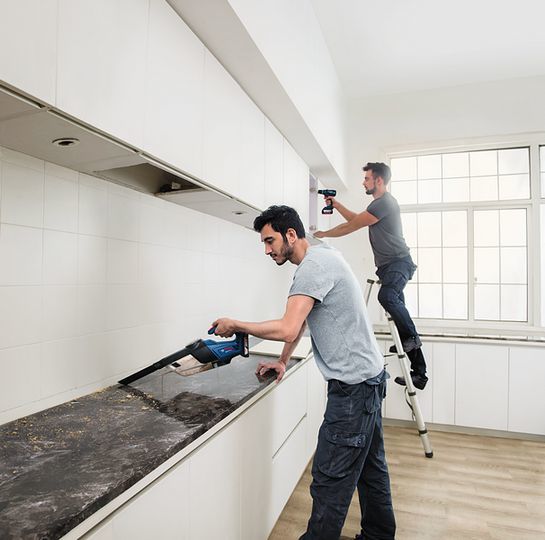 Fshesë dore me korrent Bosch GAS 18V-1, e kaltër