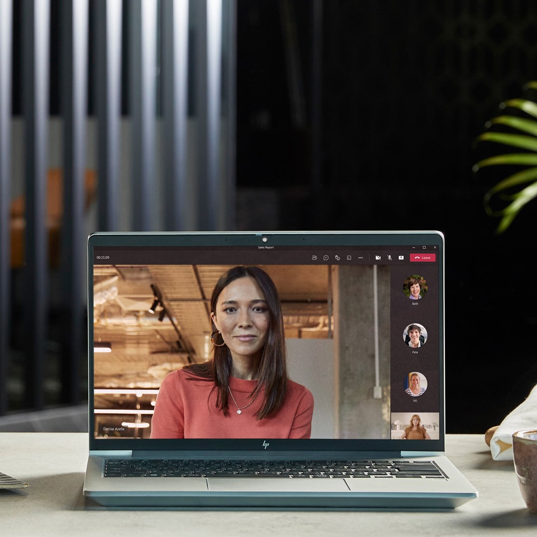 Лаптоп HP EliteBook 640, 14", Intel i5-1235U, 16 GB RAM, 512 GB SSD, сребрен