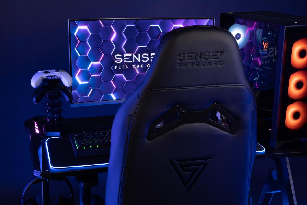 Karrige SENSE7 Vanguard, e zezë/kuqe
