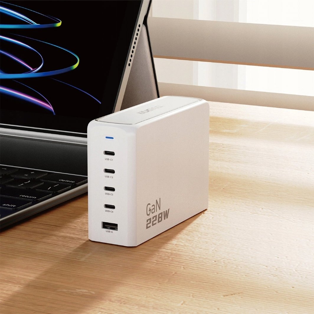 Karikues Dudao A228EU GaN, 1x USB-A, 4x USB-C, PD, 228W 