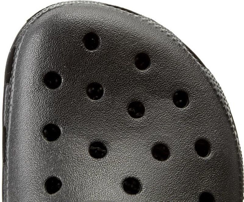 Papuçe Crocs 10001-001-M10W12, të zeza 36-37