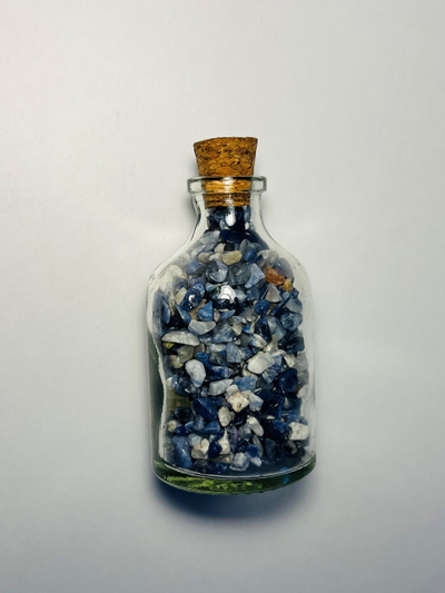 Gurë natyral Dar Sodalite, 8 cm, kaltër/bardhë
