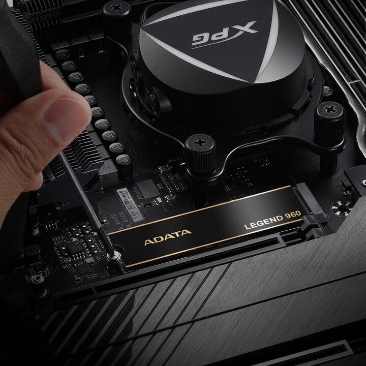 Хард диск ADATA LEGEND 960, M.2 - 1TB
