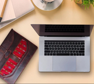 Këllëf për llaptop me një stil autentik FD Leather, rozë