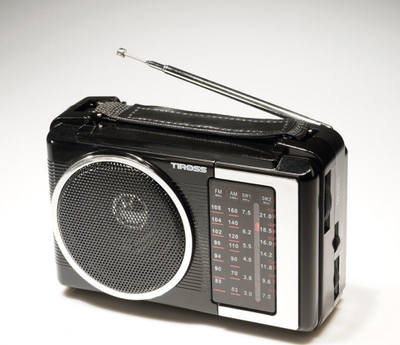 Radio Tiross TS-460