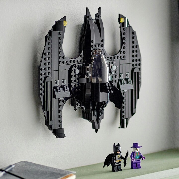 Set LEGO® DC Batman™ 76265 Batwing: Batman™ Vs. The Joker™