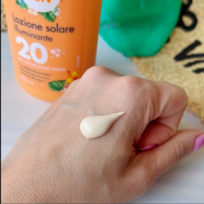 Krem dielli Cien me efekt iluminues SPF 20, 250ml