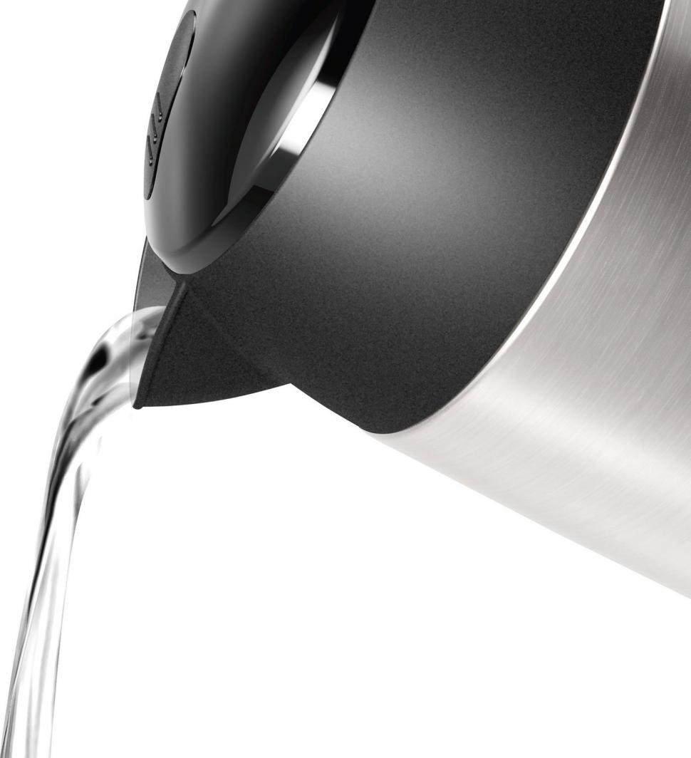 Vlues uji Bosch, 2400 W, i argjendtë